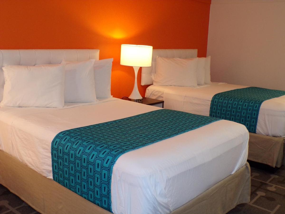 Dover Inn And Suites Esterno foto