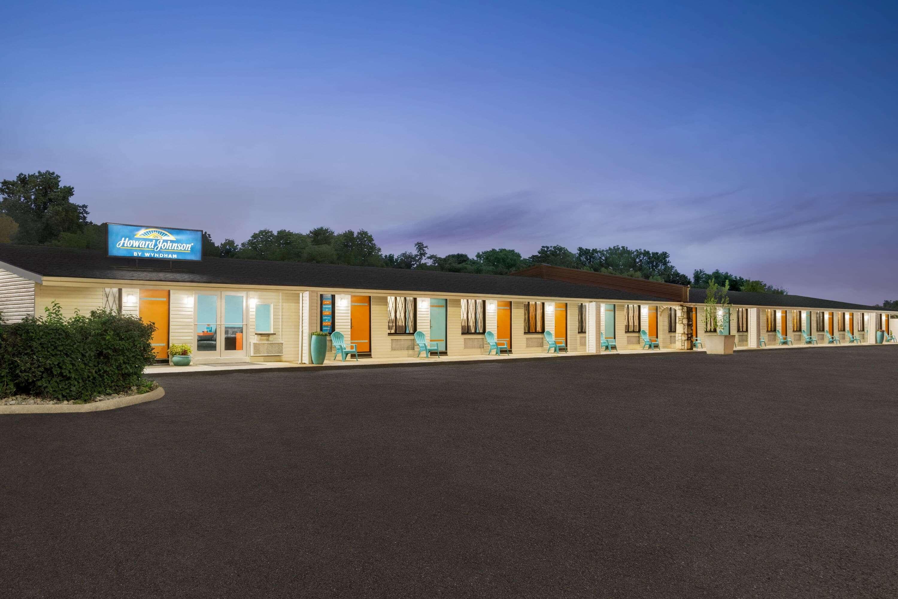 Dover Inn And Suites Esterno foto