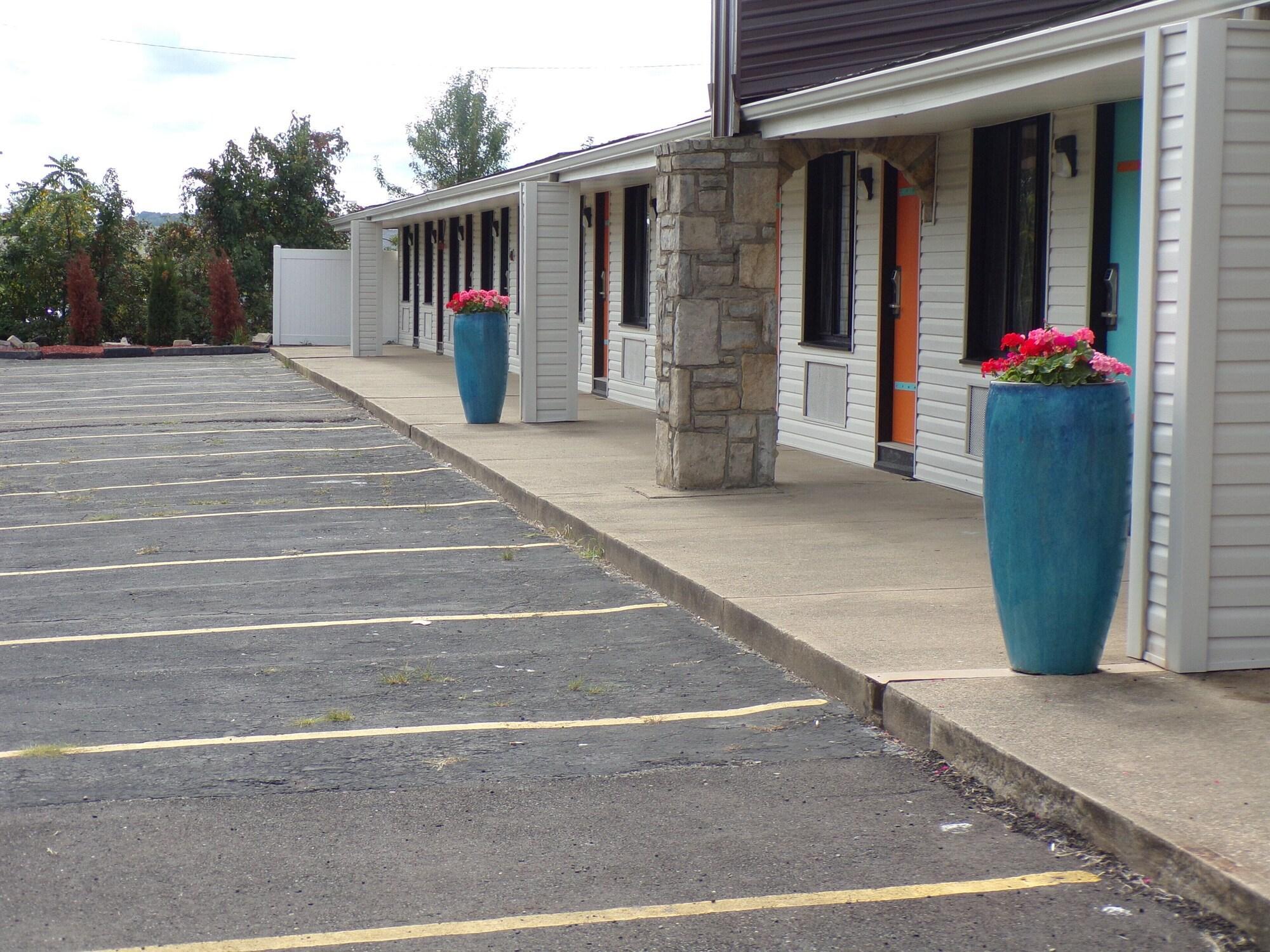 Dover Inn And Suites Esterno foto